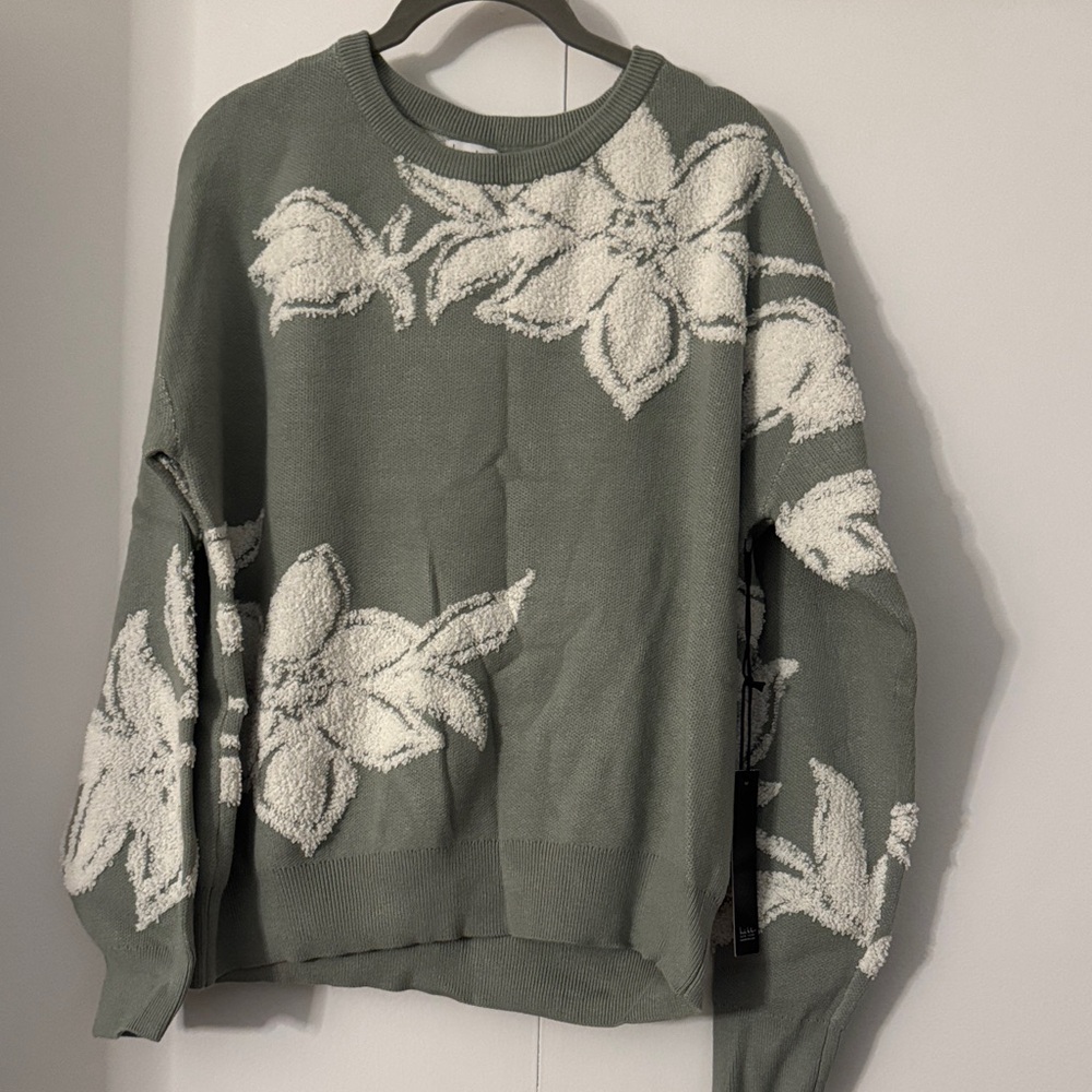 Nicole Miller Green and White Floral Sweater